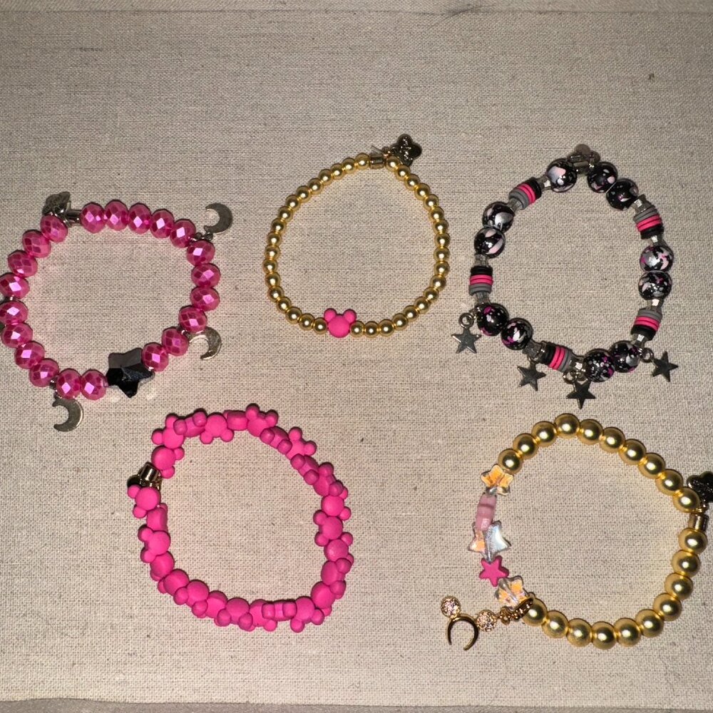 Erimish Minnie Mouse girl’s GemJams 5 stretch bracelet stack